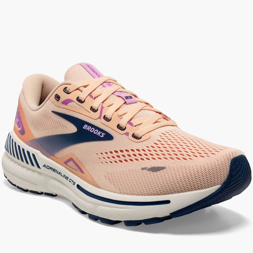 Brooks Adrenaline GTS 23 Women’s size 9.